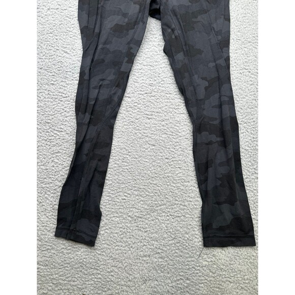 Lululemon Align Pant II *25"
Incognito Camo Multi Grey size 8 ****FLAWED - Picture 2 of 9